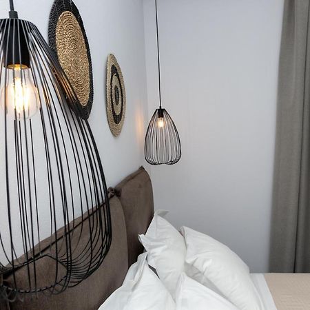 Onar Limnos II Luxury Apartments Moúdhros Extérieur photo