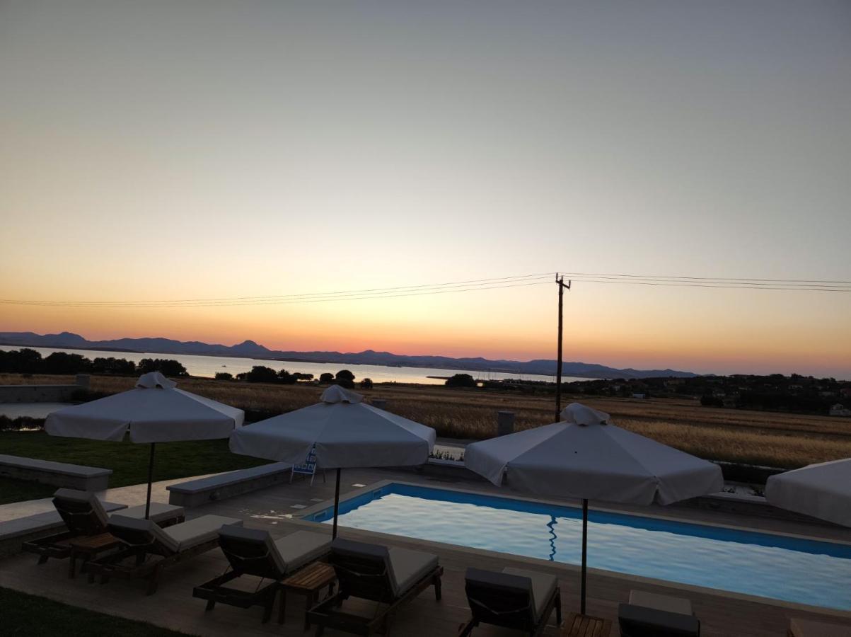 Onar Limnos II Luxury Apartments Moúdhros Extérieur photo