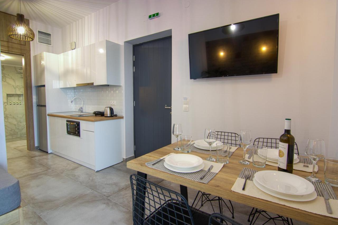 Onar Limnos II Luxury Apartments Moúdhros Extérieur photo