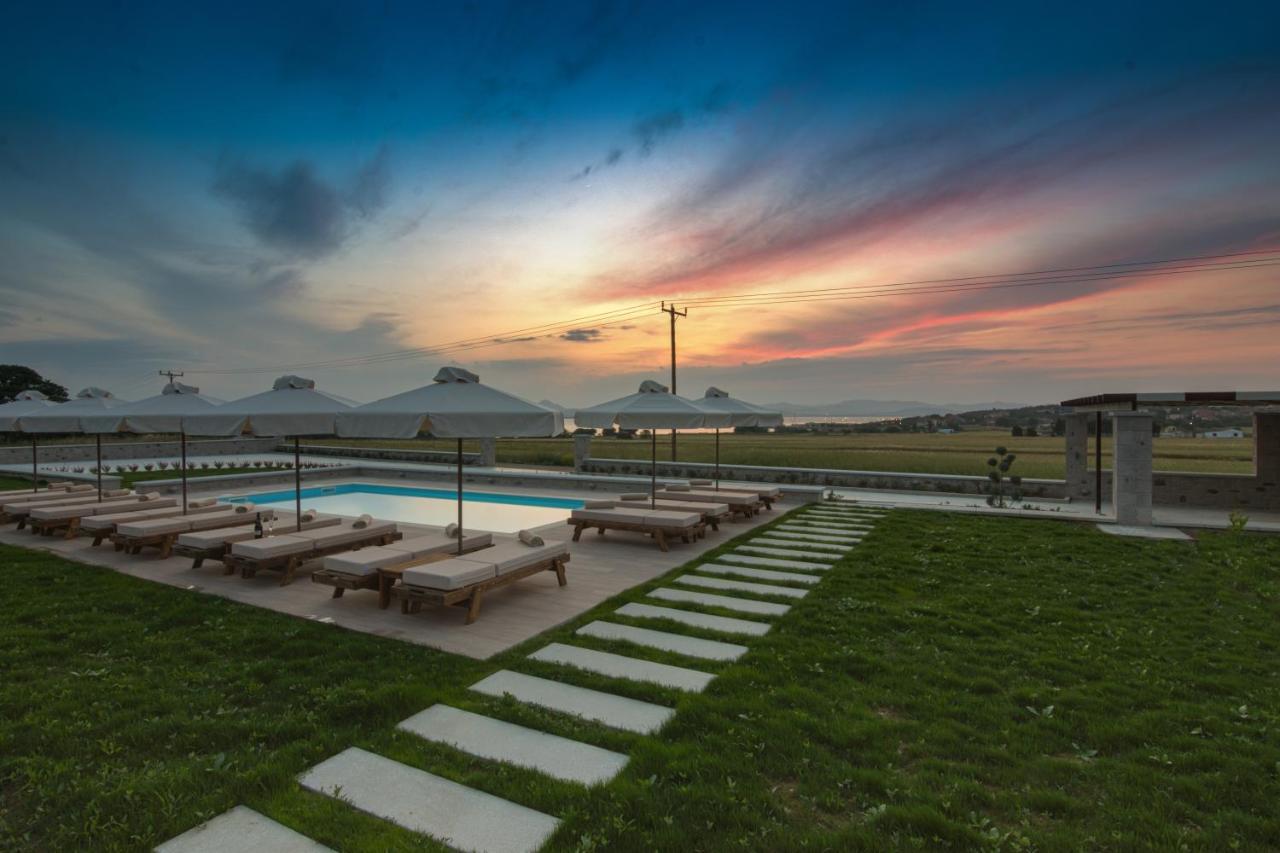 Onar Limnos II Luxury Apartments Moúdhros Extérieur photo